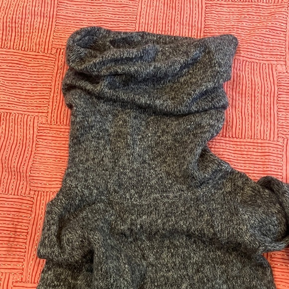 Wool blend turtleneck Women’s sweater - Picture 9 of 9